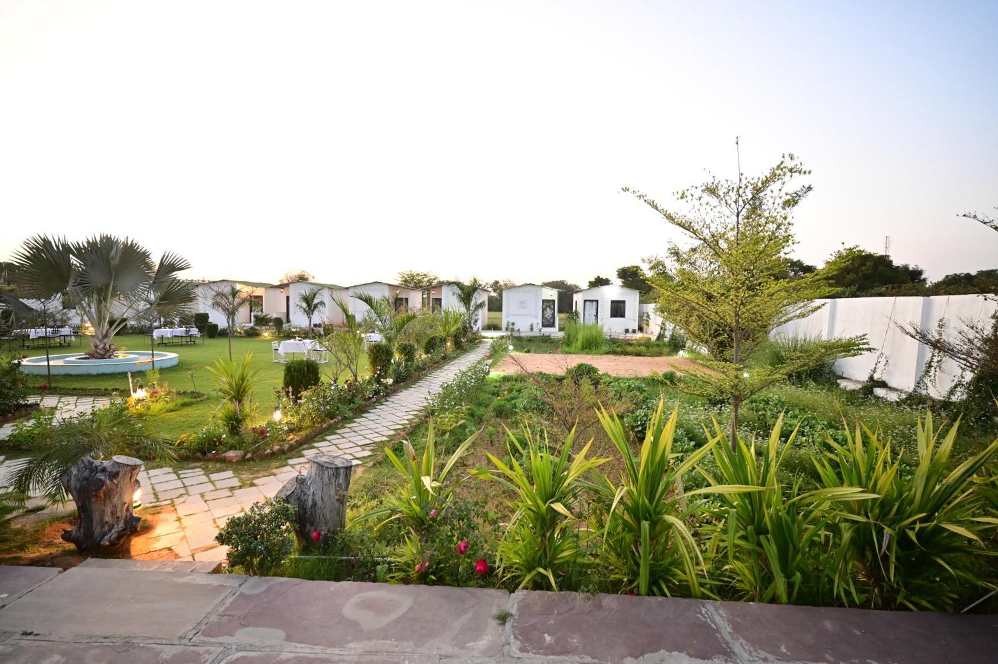The Castle Crown - Hem Vilas Resort Ranthambhore Sawai Madhopur Extérieur photo