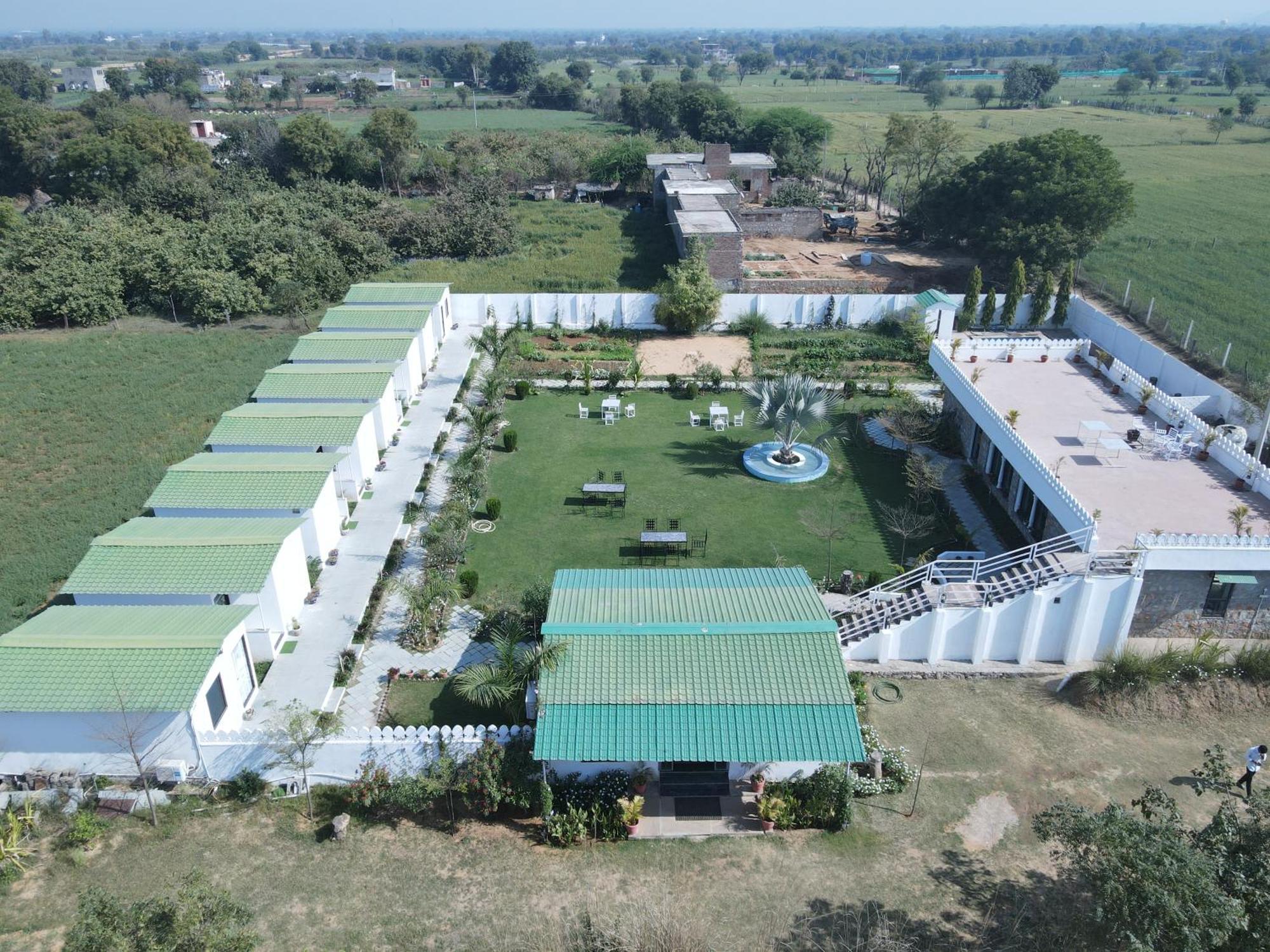 The Castle Crown - Hem Vilas Resort Ranthambhore Sawai Madhopur Extérieur photo