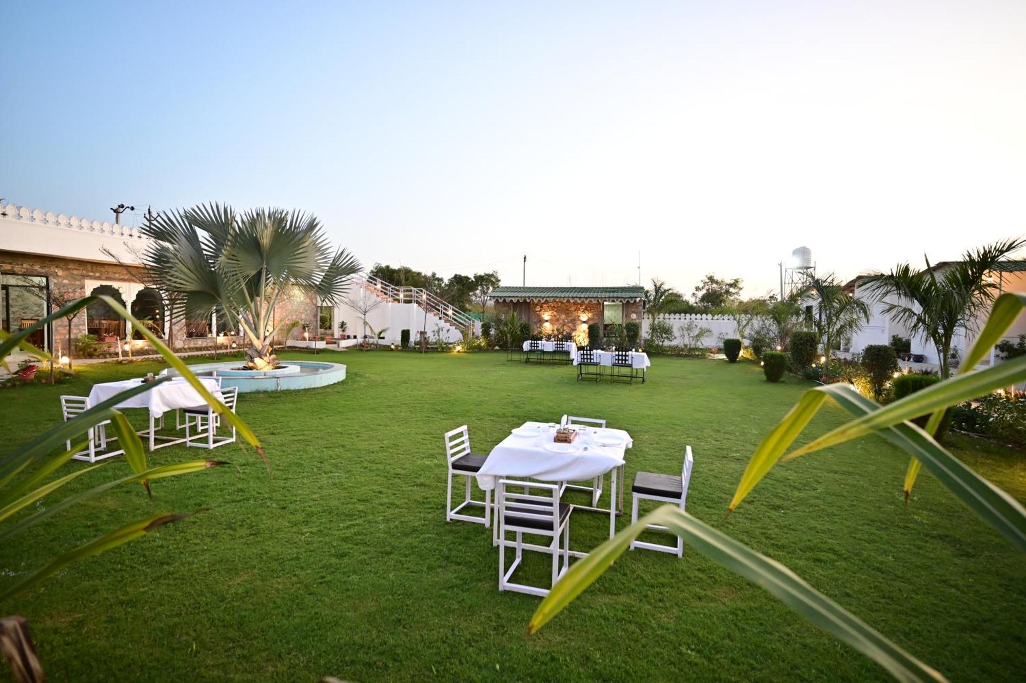The Castle Crown - Hem Vilas Resort Ranthambhore Sawai Madhopur Extérieur photo
