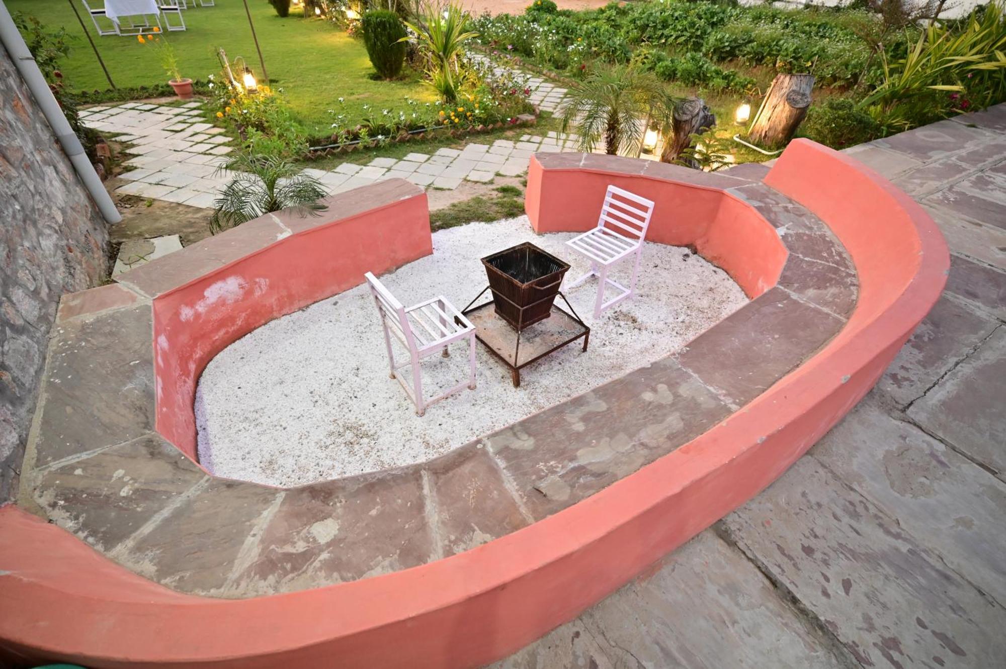 The Castle Crown - Hem Vilas Resort Ranthambhore Sawai Madhopur Extérieur photo