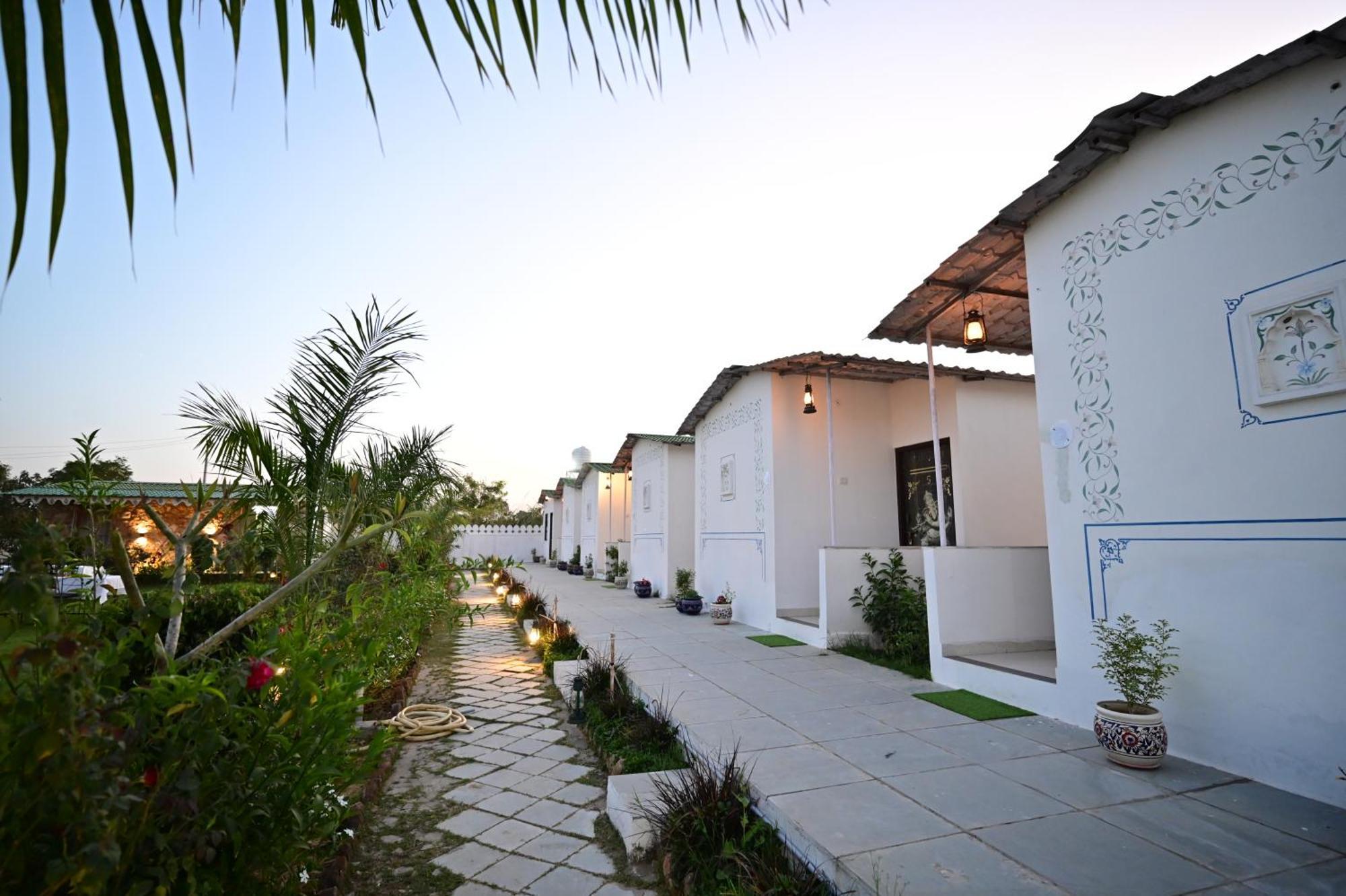 The Castle Crown - Hem Vilas Resort Ranthambhore Sawai Madhopur Extérieur photo