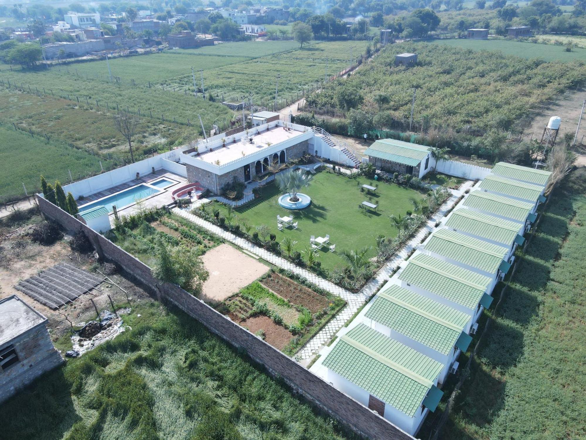 The Castle Crown - Hem Vilas Resort Ranthambhore Sawai Madhopur Extérieur photo